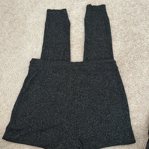 Old navy stretchy joggers size Large - Picture 7 of 7